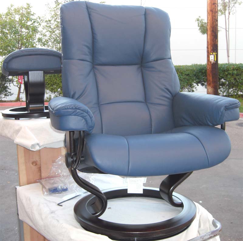 Stressless Mayfair Oxford Blue Leather Recliner Chair and Ottoman by Ekornes
