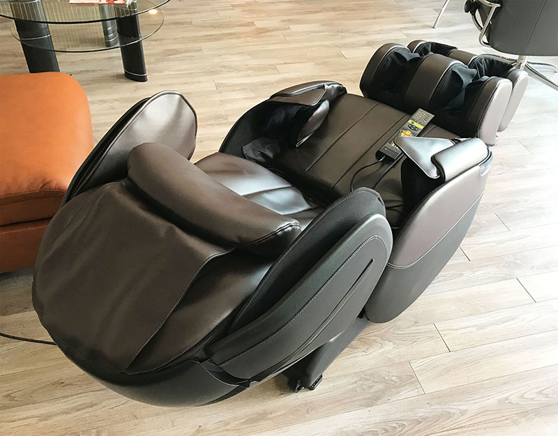 Human Touch Opus 3D Massage Chair Recliner Espresso
