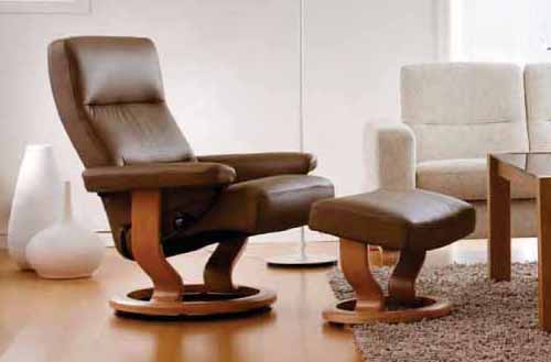Stressless Pacific in Paloma Khaki  Leather with Natural Wood Finish